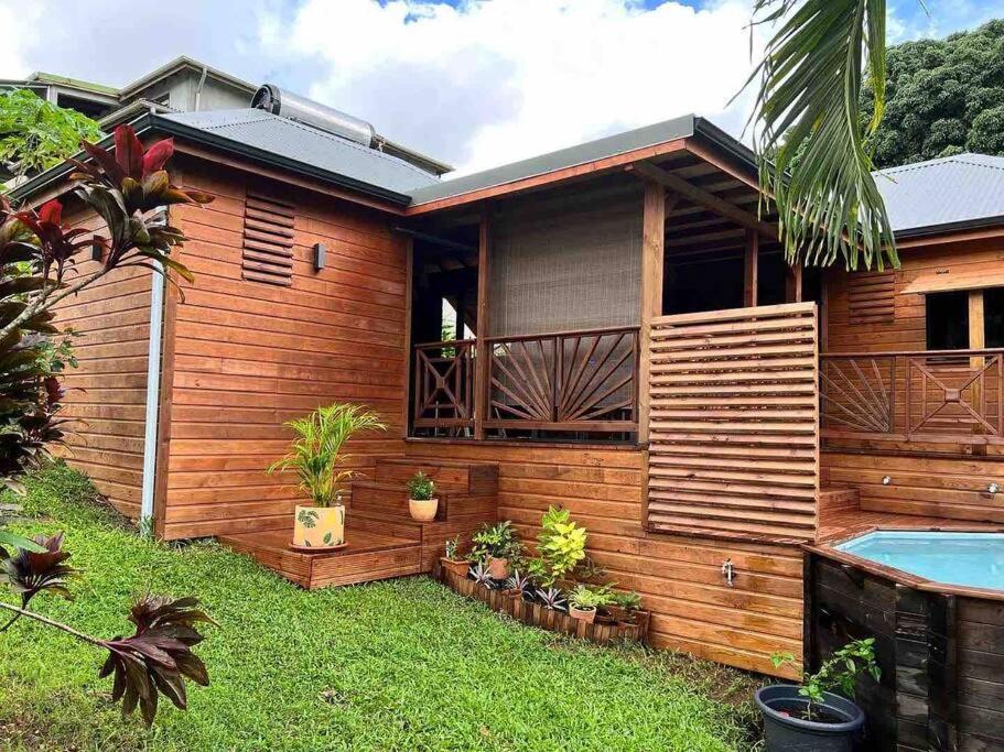 La Kaz A Pepes, Charmant Logement Avec Piscine Lamentin Ngoại thất bức ảnh